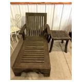 Modern Outdoor Lounge Chair and Side Table