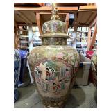 Large Chinese Famille Rose Porcelain Temple Jar