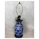 Chinese Blue/White Porcelain Ginger Jar Table Lamp