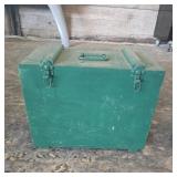 Vintage Wooden Storage Chest w/Lift out Tray
