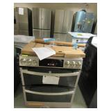 G E DOUBLE OVEN 5 BURNER GAS RANGE