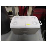 RUBBERMAID COOLER