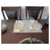 GLASS BOWLS, 4 ASST