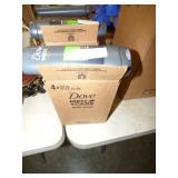 4 BOTTLE OF MENS BODY WASH 4 BOTTLE OF MENS BODY WASH
