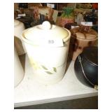 McCOY COOKIE JAR McCOY COOKIE JAR