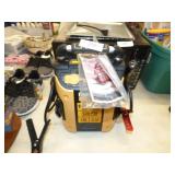 EVERSTART 1000 WATT BATTERY BOOSTER BOX EVERSTART 1000 WATT BATTERY BOOSTER BOX