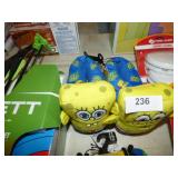 NEW SPOUNGE BOB KIDS SIZE 13-1 SHOES NEW SPOUNGE BOB KIDS SIZE 13-1 SHOES
