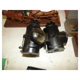 2 VINTAGE BUGGY LAMPS 2 VINTAGE BUGGY LAMPS