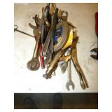 ASSORTED TOOLS ASSORTED TOOLS