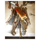 ASSORTED TOOLS ASSORTED TOOLS