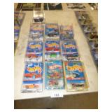10 HOT WHEELS 10 HOT WHEELS