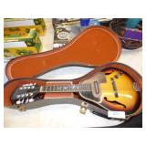 HARMONY ELECTRIC 8 STRING MADOLIN WITH CASE HARMONY ELECTRIC 8 STRING MADOLIN WITH CASE