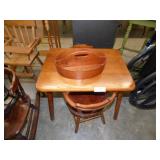 VINTAGE KIDS WOOD TABLE & 2 CHAIRS VINTAGE KIDS WOOD TABLE & 2 CHAIRS