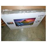 VIVIO 40" FLAT PANEL TV WORKS GOOD VIVIO 40" FLAT PANEL TV WORKS GOOD