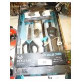 NEW REALTREE 6 PC ANGLERS COMBO FISH CLEANING SET NEW REALTREE 6 PC ANGLERS COMBO FISH CLEANING SET