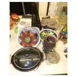 CROCK POT & DECOR