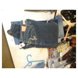 3 PAIRS OF MENS JEANS LIKE NEW 32X32 & 34X38