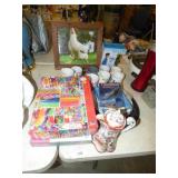 PUZZLES, KITCHEN ITEMS