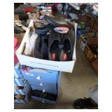 BLUE ORGANIZER W/SHOES, SOCKS, GLOVES & HATS