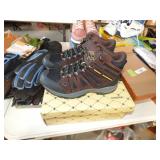 ST JOHNS BAY SHOES 8.5