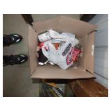 BOX OF FOOD ITEMS
