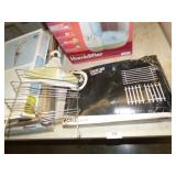 NEW HUMIDIFIER & ZONE HOT POT TRIVET SET & SHOWER