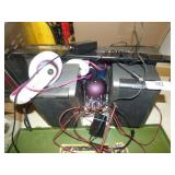 3 CD STEREO WITH SPEAKERS