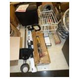 HART 40 VOLT WEED TRIMMER NO BATTERY OR CHARGER &