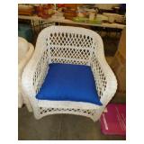 WICKER CHAIR