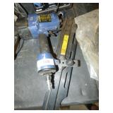 AIR POWERD FRAMING NAIL GUN WORKS GOOD