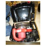 LIKE NEW SKIL 7 1/4 POWER SAW WITH CASE
