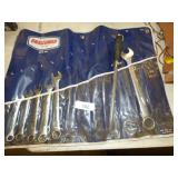 SK WRENCHES 3/8 TO 3/4 AND SHARPENING STEEL