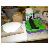 SPRAYER, PLASTIC PANS, PILLOWS