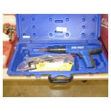 DUO FAST CONCRETE STUD GUN WITH SHOTS VERY GOOD