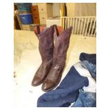 NICE DAN POST COWBOY BOOTS SIZE 10D