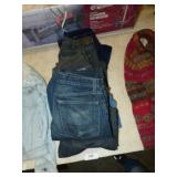 6 PAIRS OF MENS JEANS LIKE NEW 32 WAIST