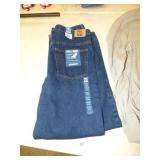 NEW JEANS SIZE 34/32