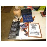 ASSORTED DECOR