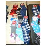 7 NEW PAIRS OF SNUGADOO SOCKS & 2 PAIRS GLOVES