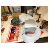 ASSORTED CHRISTMAS DECOR