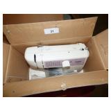 LIGHTLY USED BROTHER SEWING MACHINE WORKS