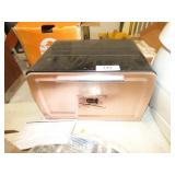 VINTAGE METAL BREAD BOX