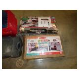 PLAY SET & GAME TABLE