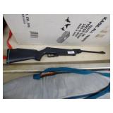 LIKE NEW GAMO .177 PELLET RIFLE