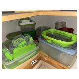 Storage Tubberware with lids (kitchen)