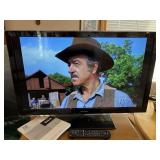 32in Panasonic Flat Sceen - works with remote