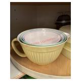 Nesting Pouring Mixing Bowls (kitchen)