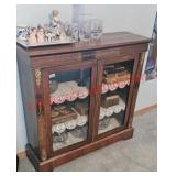 Antique Victorian quality burr walnut inlaid