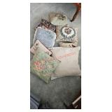 Throw pillows (living room)