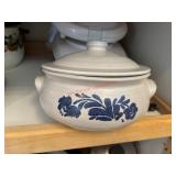 Pfaltzgraff potter crock (kitchen)